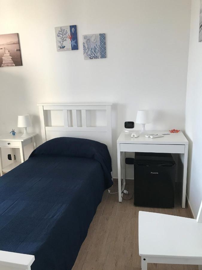 Bed and Breakfast L'Oasi Di Giorgia Читтаделла-дель-Капо Экстерьер фото