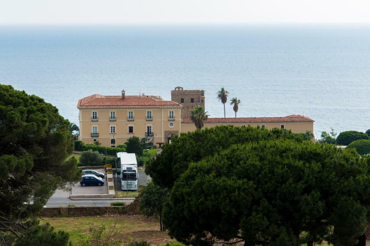 Bed and Breakfast L'Oasi Di Giorgia Читтаделла-дель-Капо Экстерьер фото